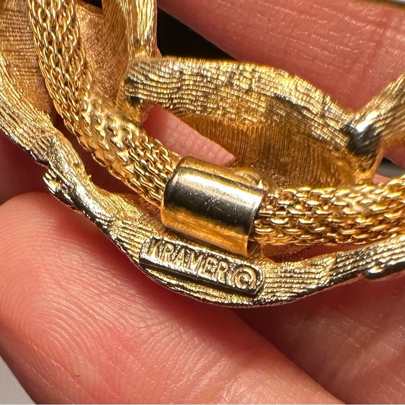 VTG. Kramer, Pin/Broach Wreath, Gold Leaves, Gold Mesh Ring, Signed - Picture 5 of 7